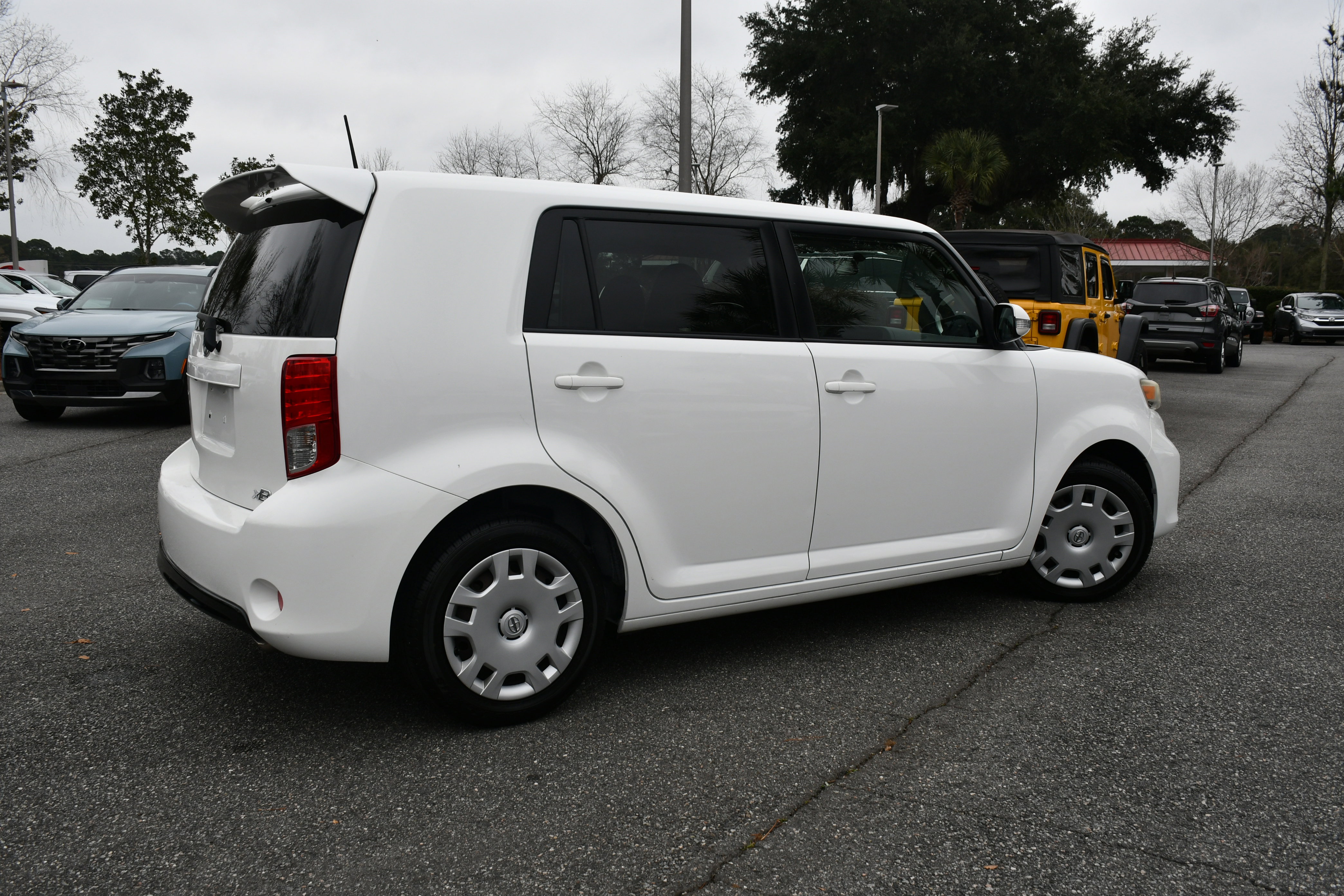 Used 2015 Scion xB image 6