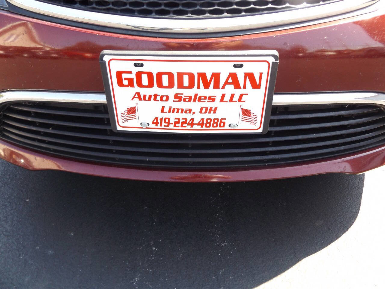 Used 2015 Chrysler 200 Limited w/ Convenience Group image 4