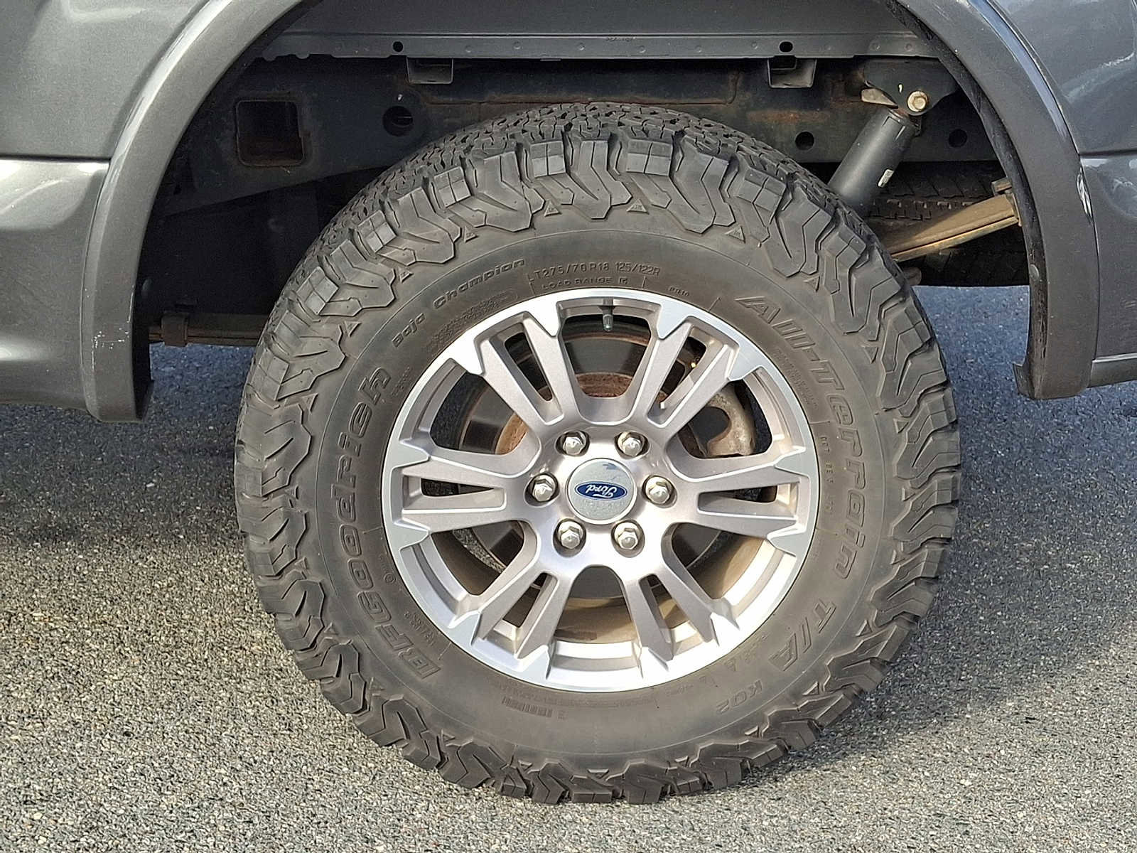 Used 2019 Ford F150 Lariat image 6