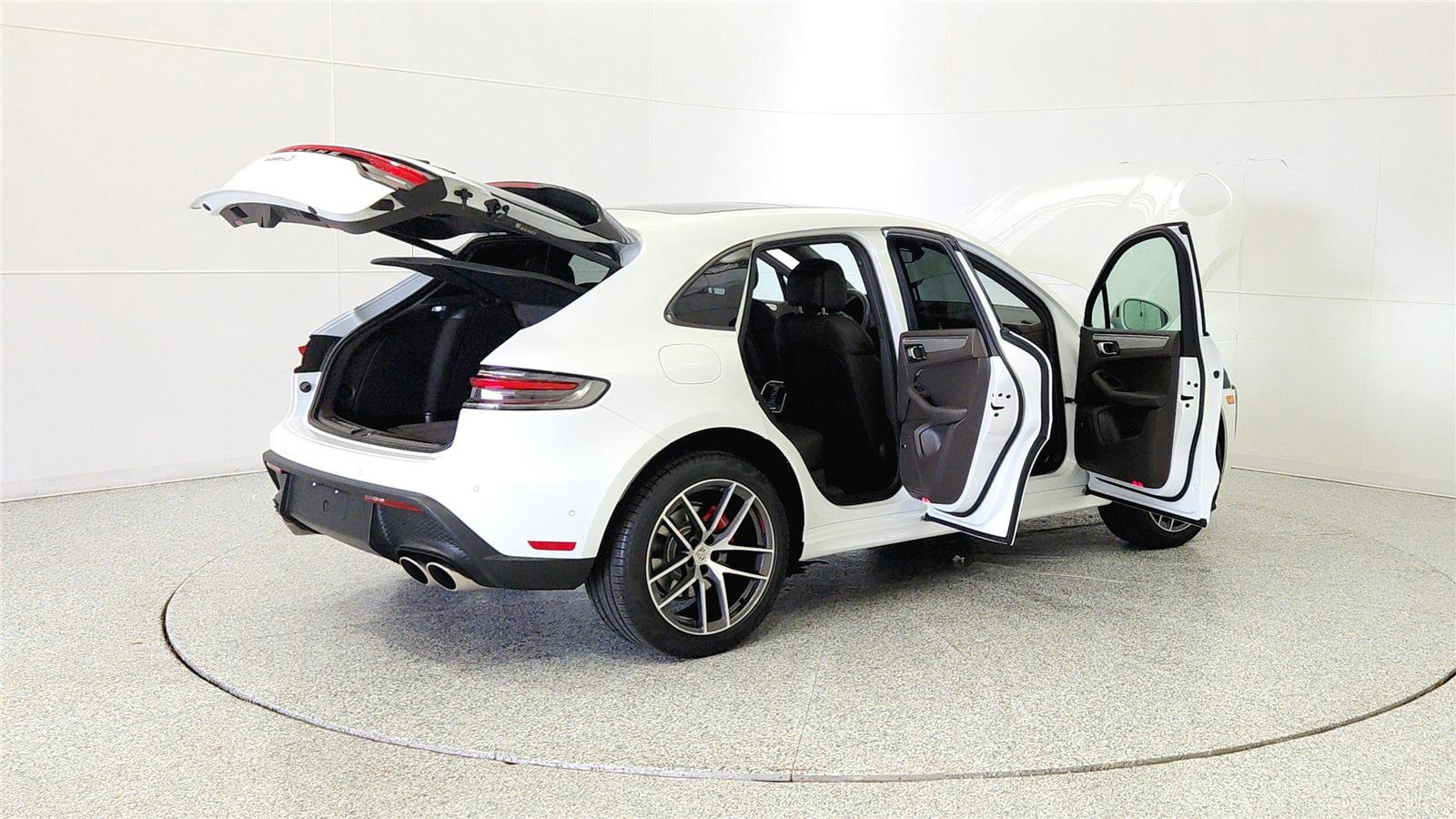 Used 2022 Porsche Macan S AWD/4WD image 12