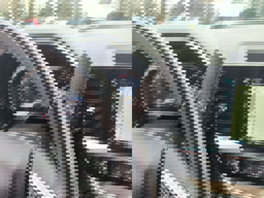 Used 2024 Chevrolet Silverado 2500 LT image 20