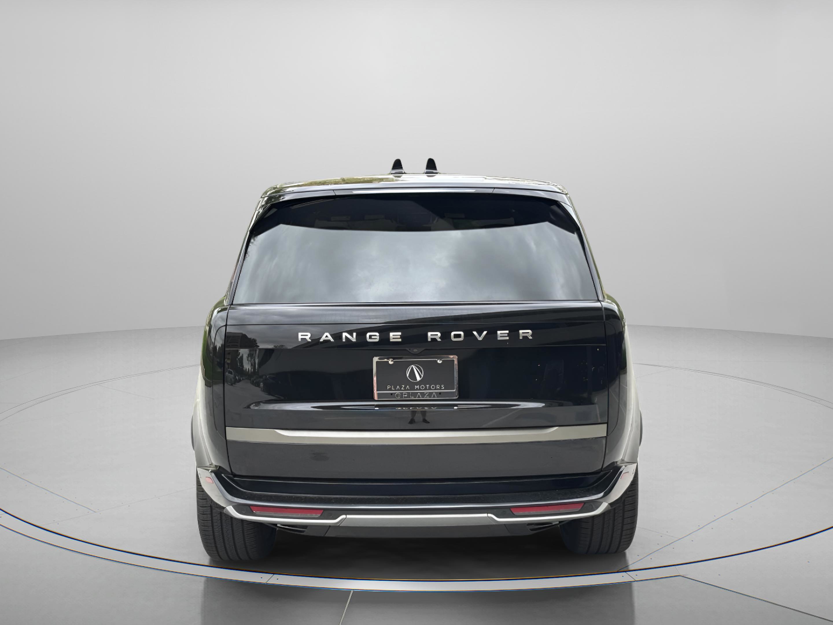New 2025 Land Rover Range Rover SE image 10