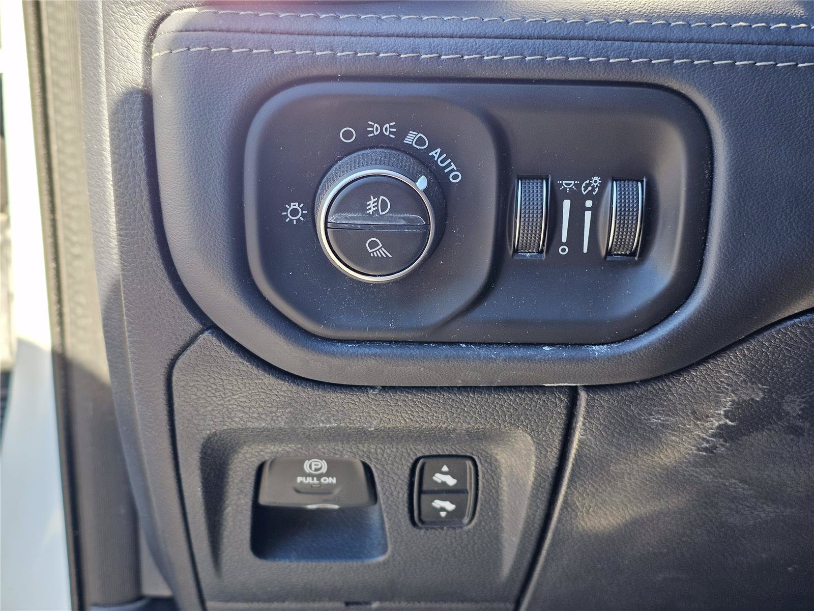 Certified 2022 RAM 1500 Limited AWD/4WD image 17