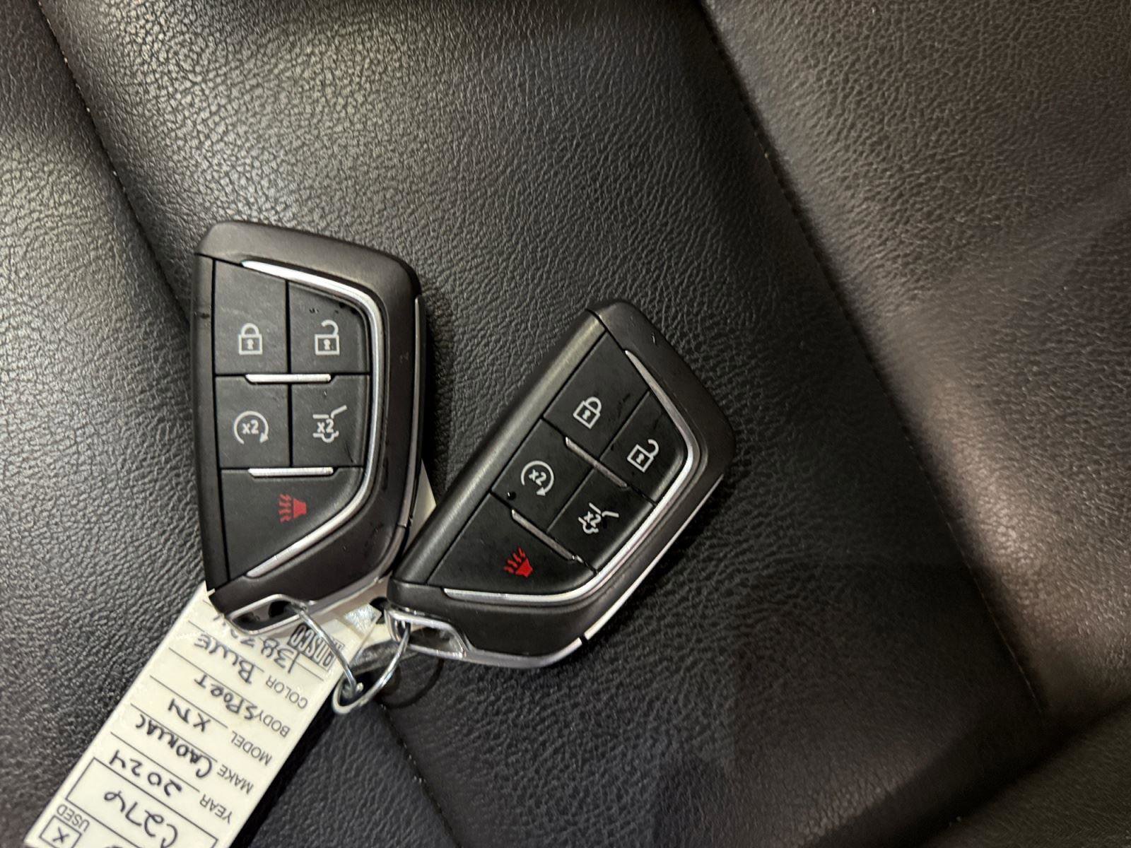 Used 2024 Cadillac XT4 Sport AWD/4WD image 33