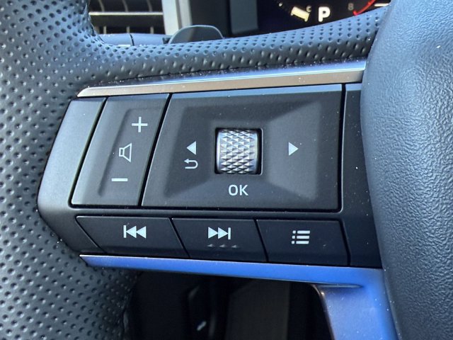 Used 2025 Mitsubishi Outlander SEL FWD image 27