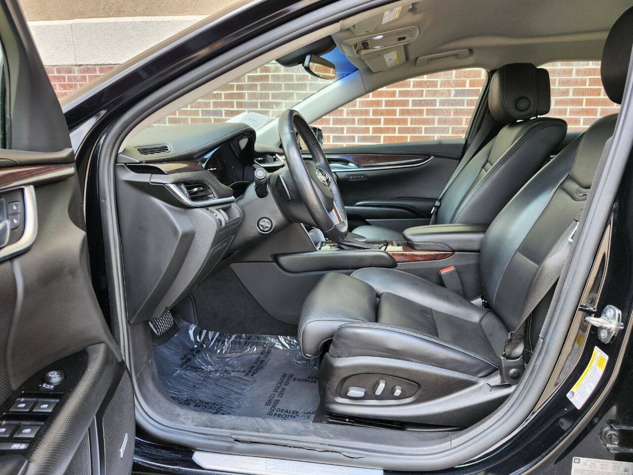 Used 2014 Cadillac XTS Luxury FWD image 4
