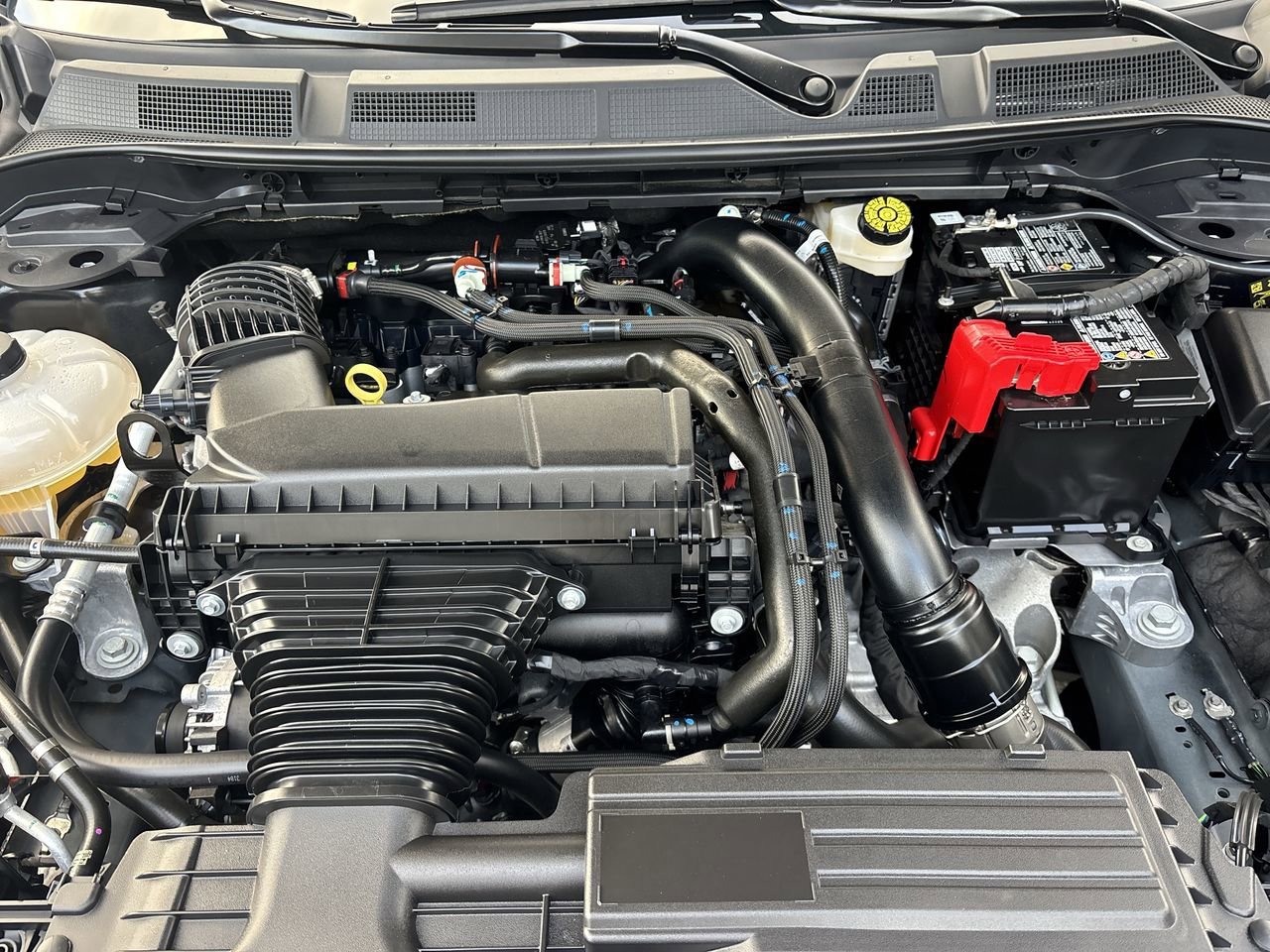 Used 2025 Lincoln Corsair FWD w/ Equipment Group 101A image 25