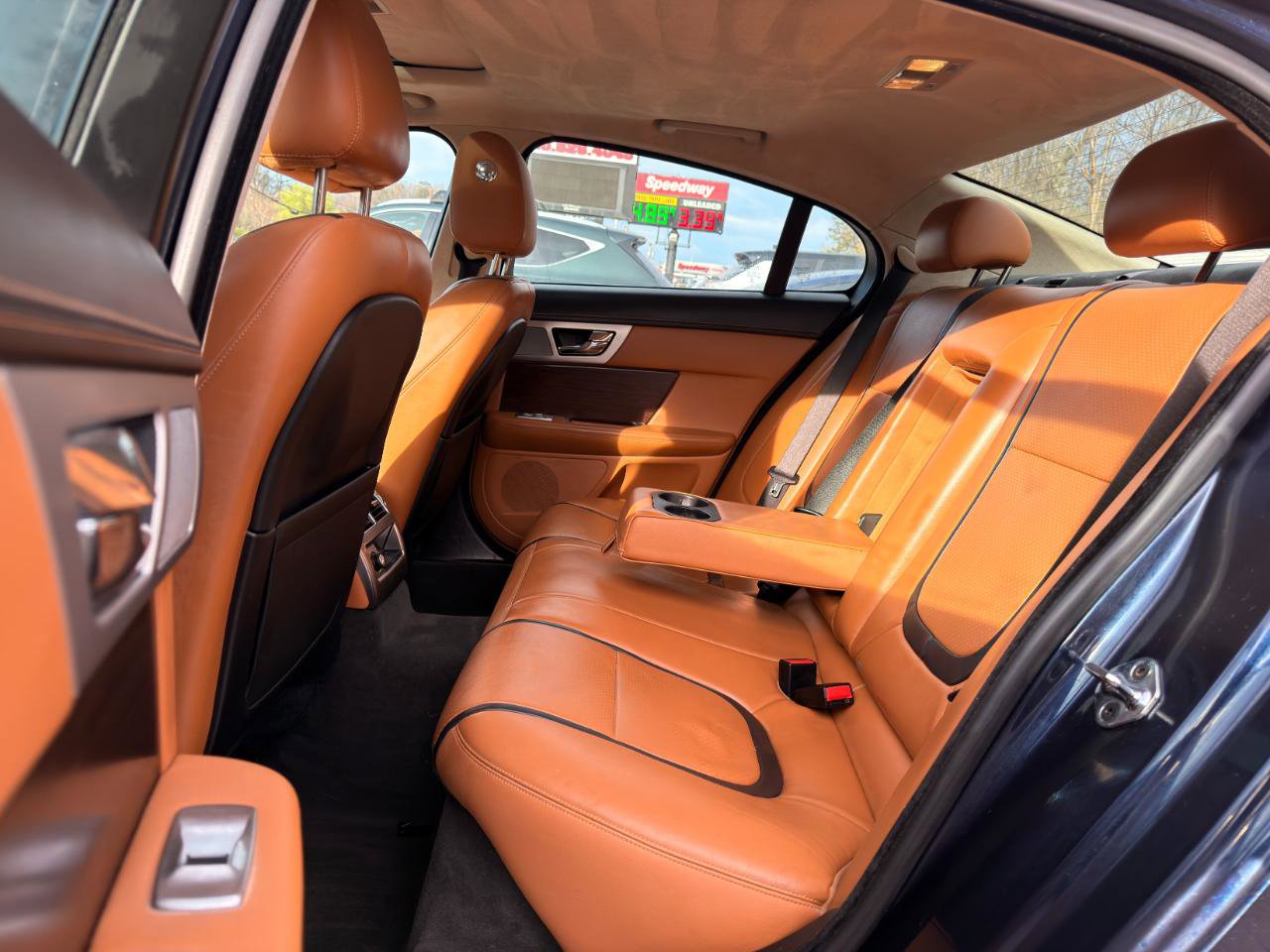 Used 2015 Jaguar XF Portfolio AWD/4WD image 11