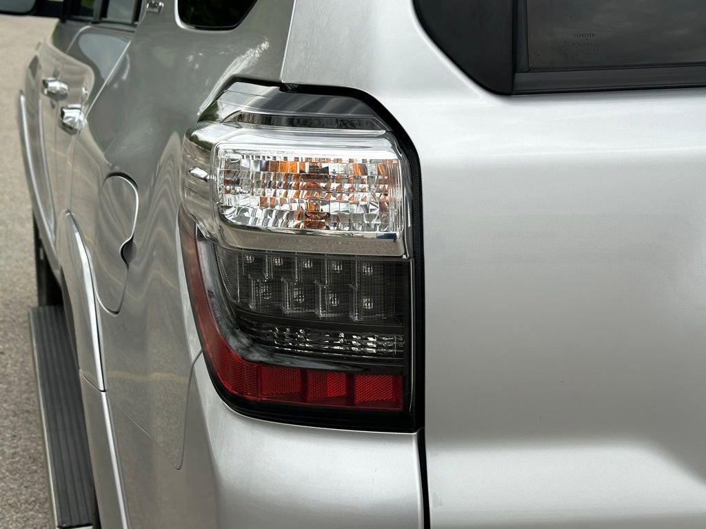 Used 2023 Toyota 4Runner Limited AWD/4WD image 16