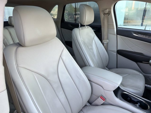 Used 2018 Lincoln MKC Reserve FWD image 19