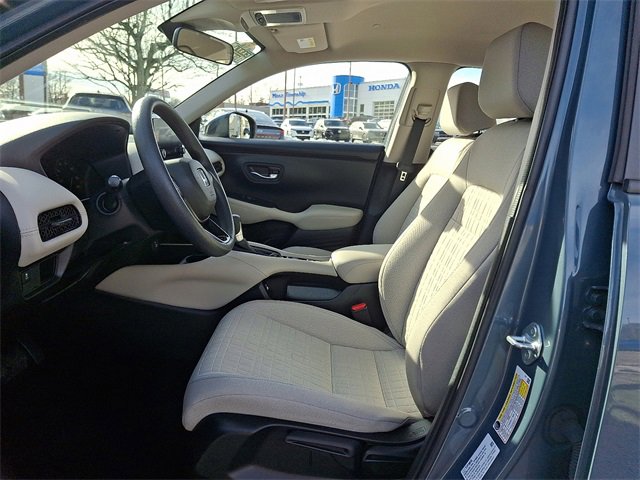 Used 2023 Honda HR-V LX image 13