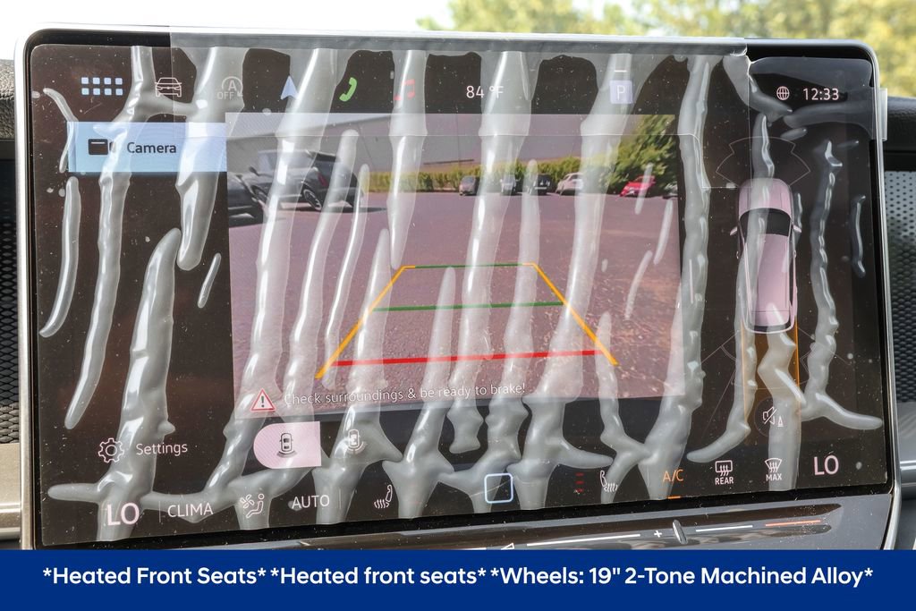 Used 2025 Volkswagen Tiguan SE image 6