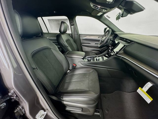 New 2026 Jeep Grand Cherokee L 4WD image 31