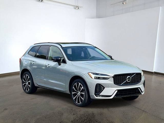 Used 2024 Volvo XC60 B5 Ultimate w/ Climate Package AWD/4WD image 3