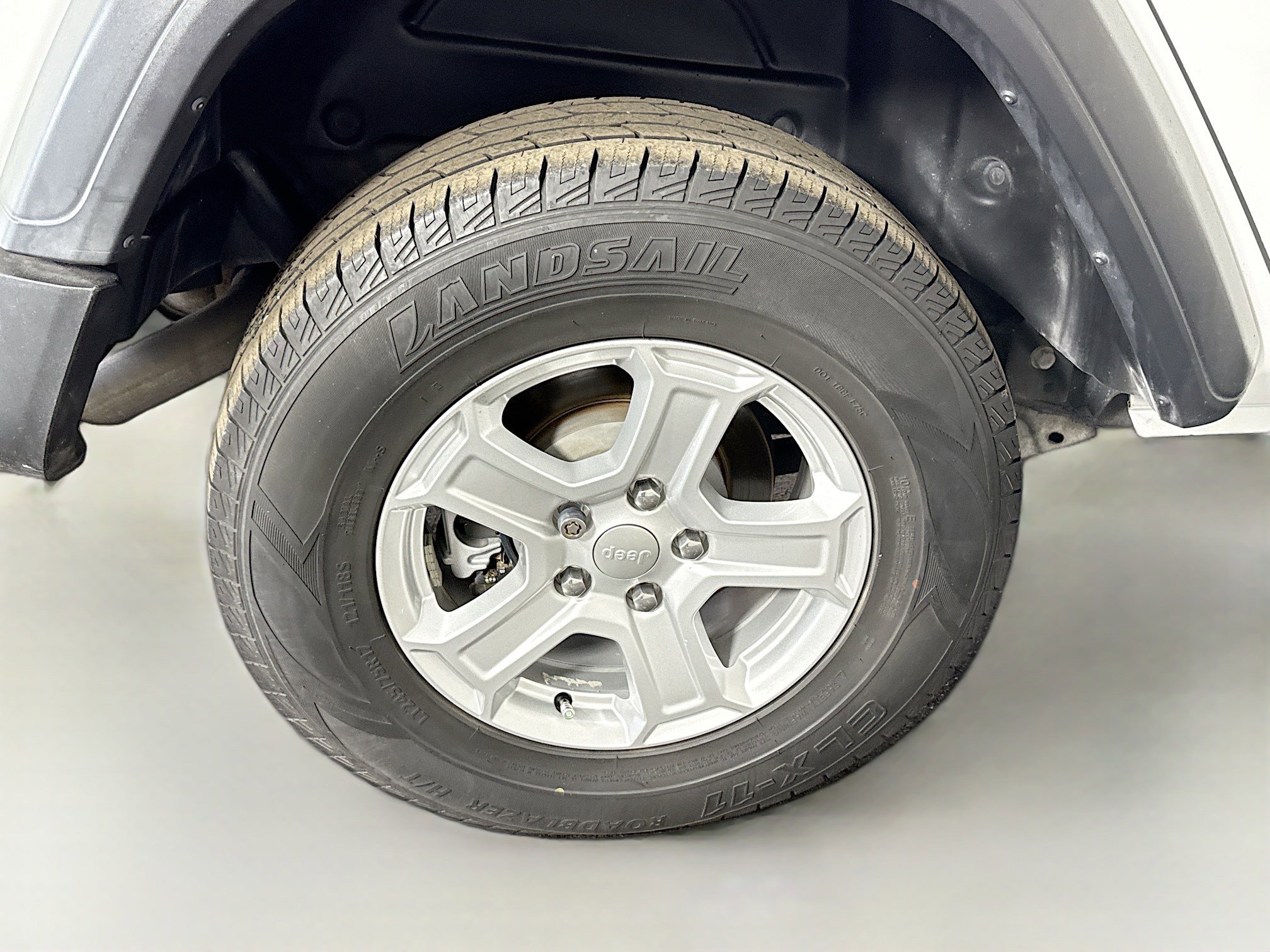 Used 2018 Jeep Wrangler Unlimited Sport S image 33