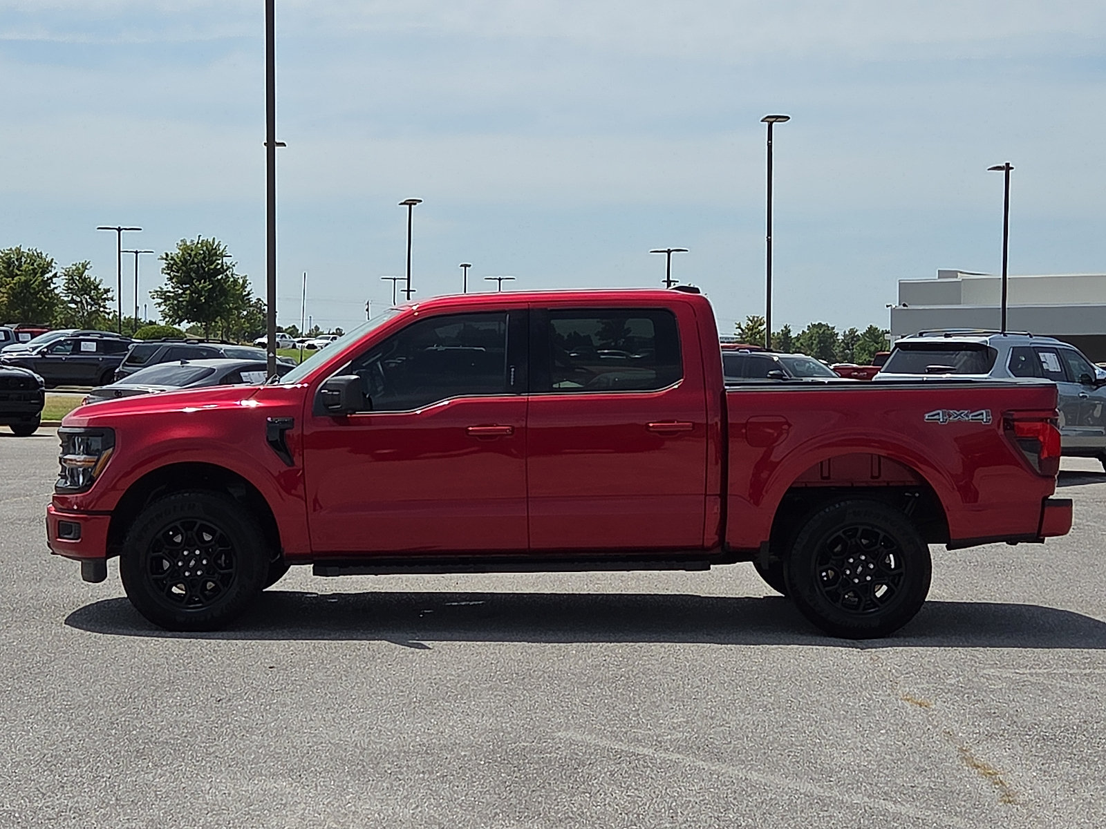 Used 2024 Ford F150 XLT w/ XLT Black Appearance Package AWD/4WD image 3