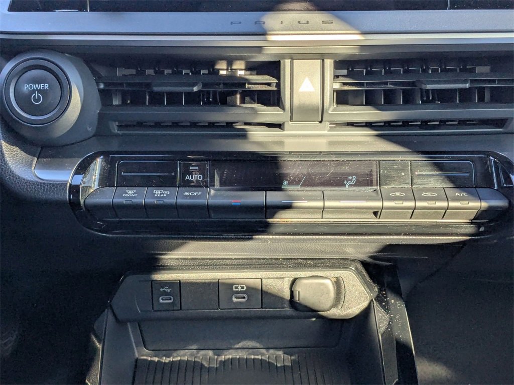 Used 2024 Toyota Prius LE image 24