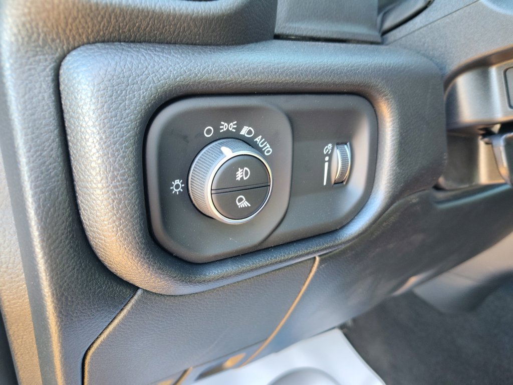 New 2026 RAM 2500 Tradesman image 17