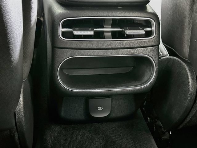 Used 2024 Genesis GV70 2.5T w/ Select Package AWD/4WD image 12