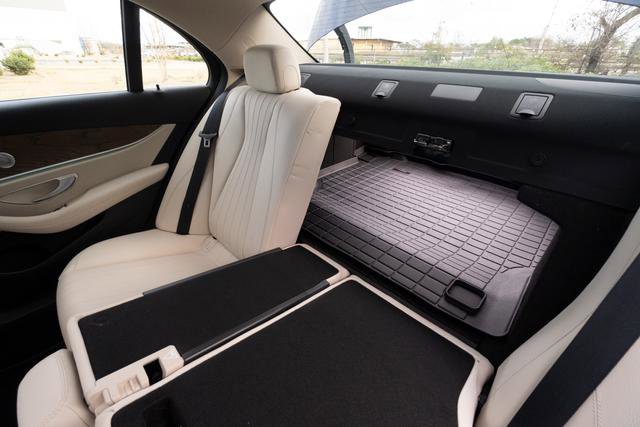 Used 2020 Mercedes-Benz E 350 Sedan image 31