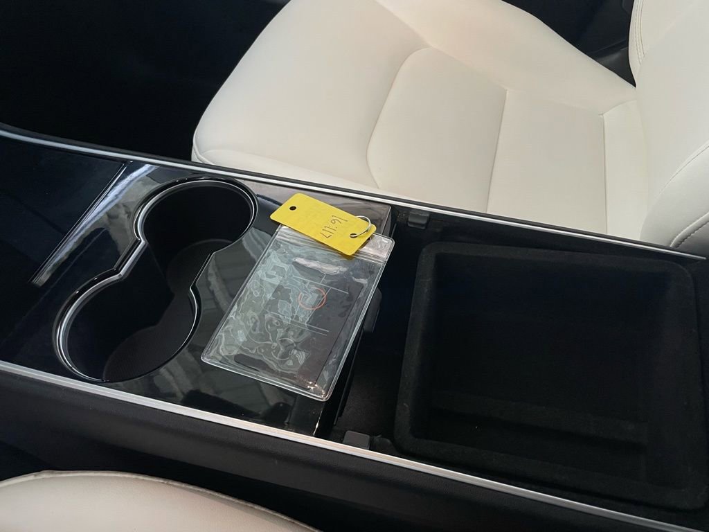 Used 2021 Tesla Model Y Performance image 26