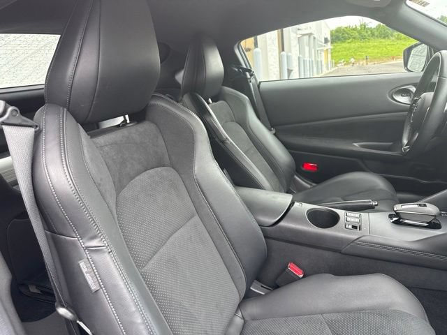 Used 2024 Nissan Z Performance w/ Floor Mat Package RWD image 7