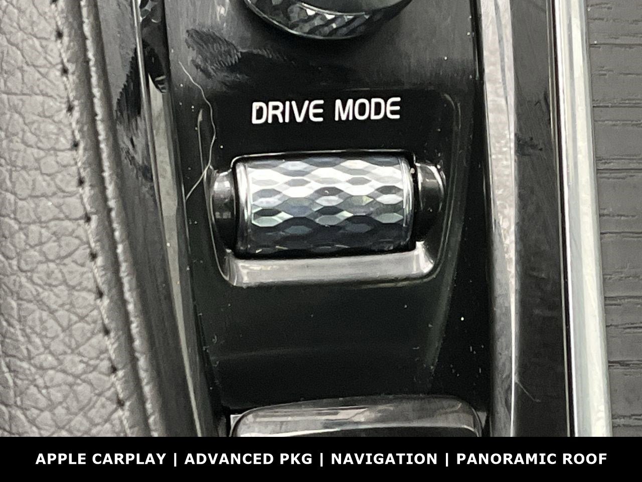 Used 2020 Volvo XC90 T6 Momentum w/ Protection Package Premier image 18