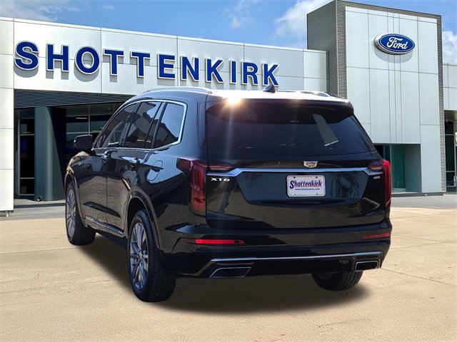 Used 2023 Cadillac XT6 Premium Luxury w/ Technology Package image 6