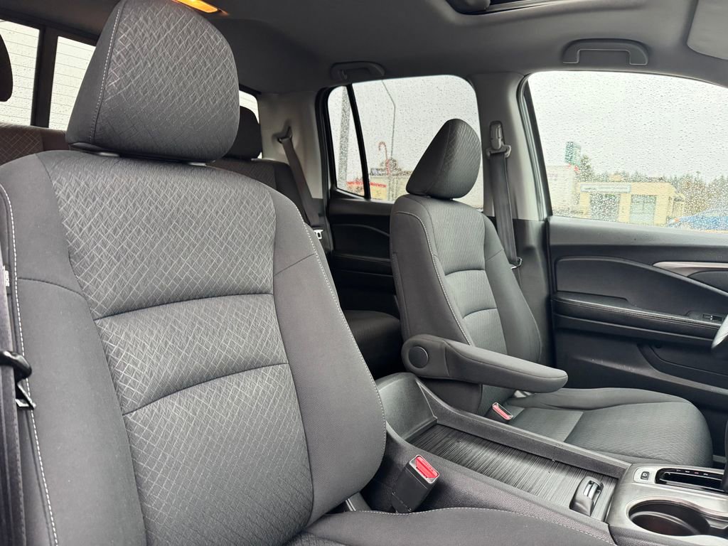 Used 2018 Honda Ridgeline Sport image 10