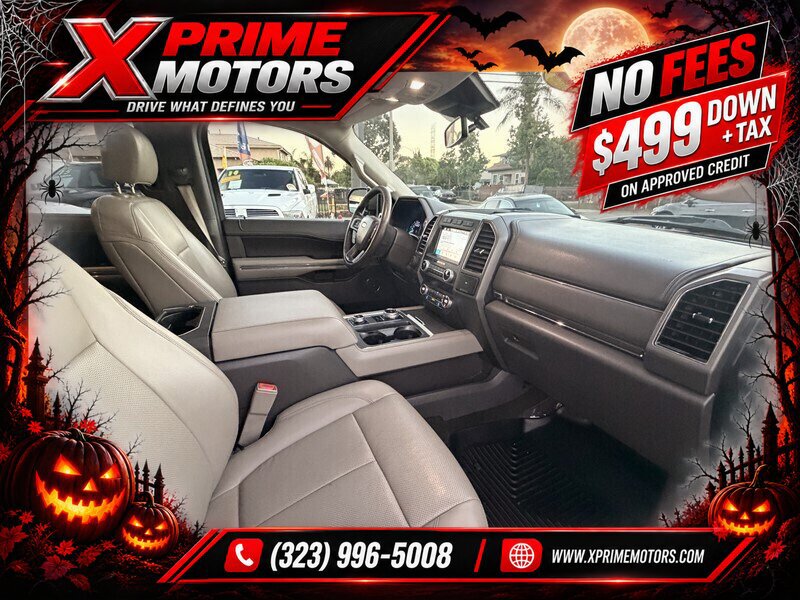 Used 2019 Ford Expedition XLT w/ Equipment Group 202A AWD/4WD image 39