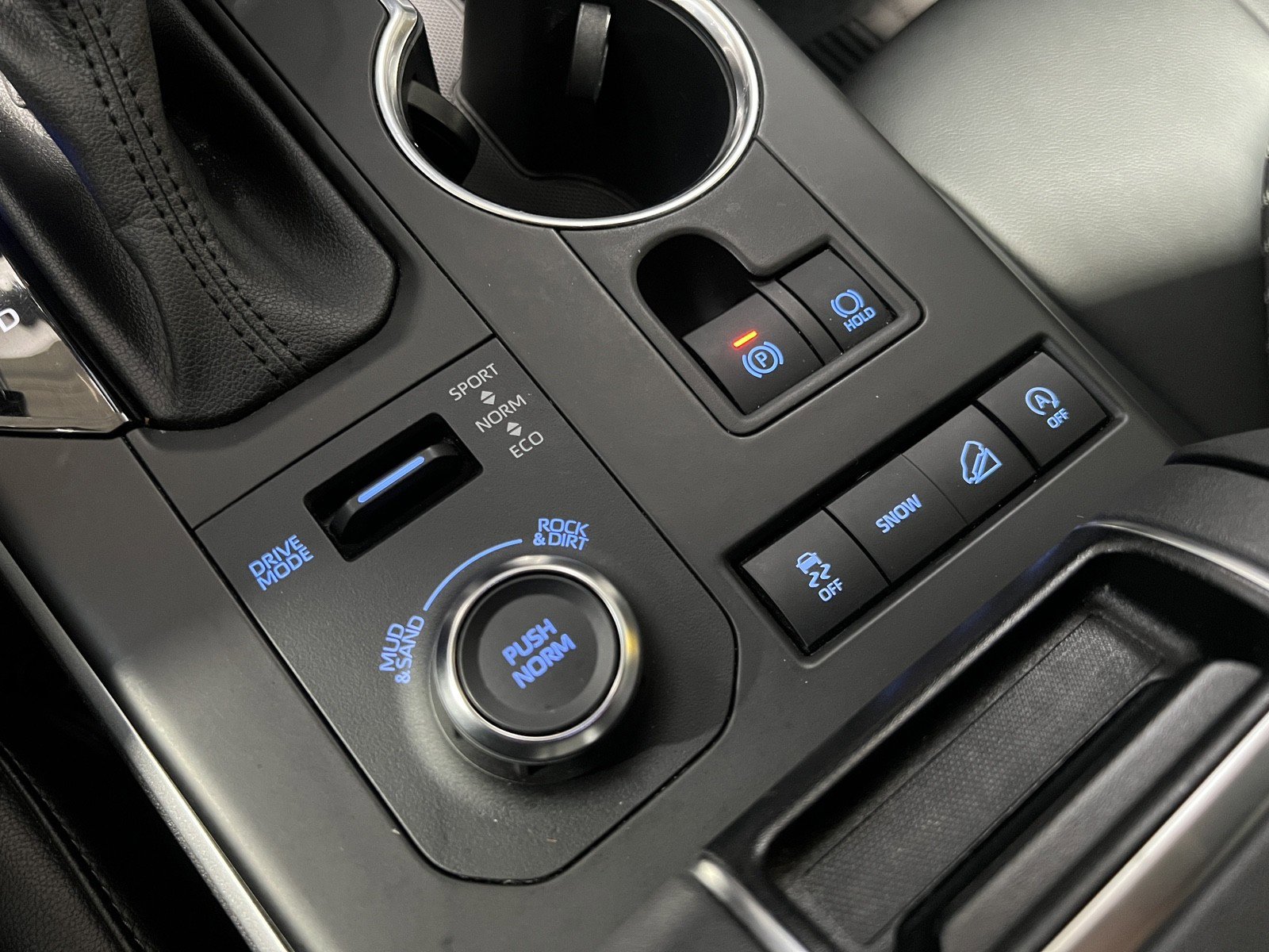 Used 2021 Toyota Highlander XSE image 22