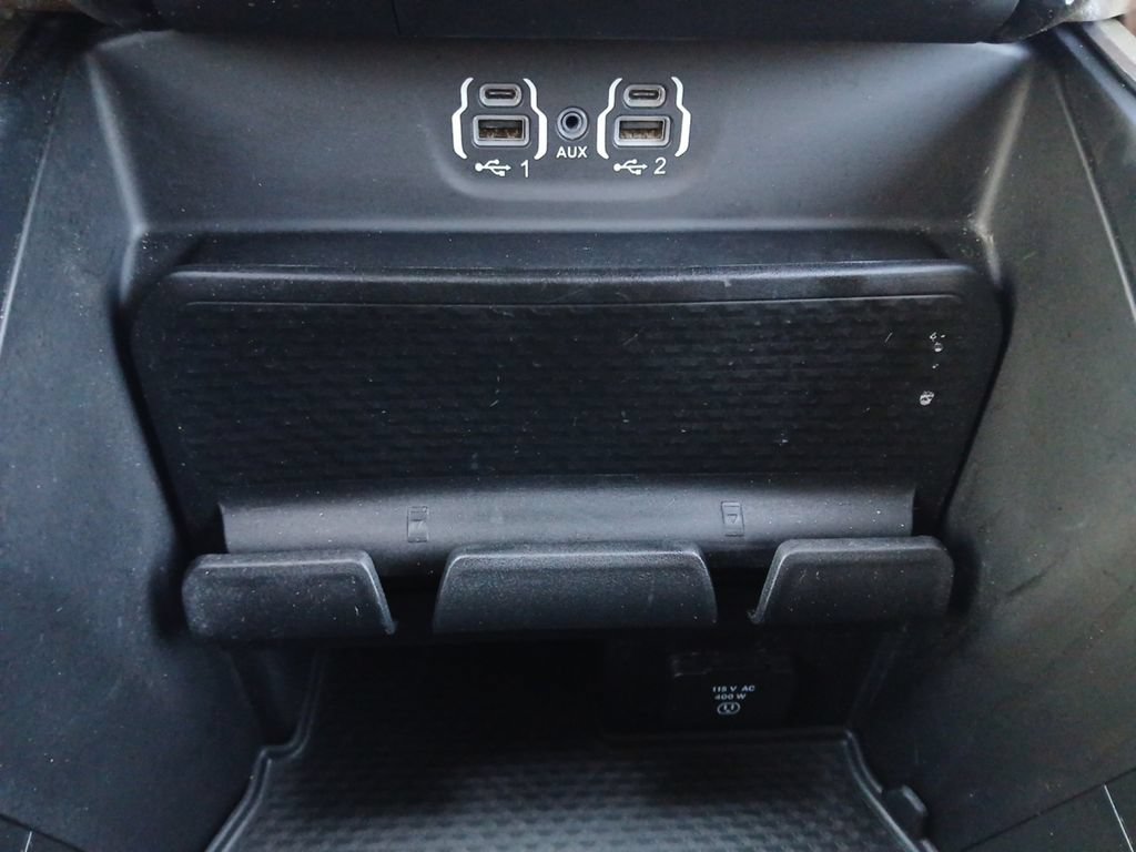Used 2021 RAM 1500 Laramie w/ Laramie Southwest Edition AWD/4WD image 6