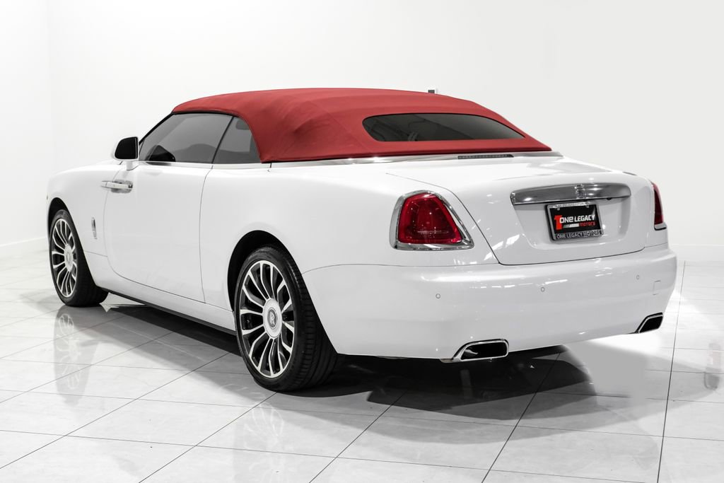 Used 2018 Rolls-Royce Dawn image 14