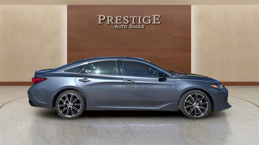 Used 2020 Toyota Avalon Touring image 69