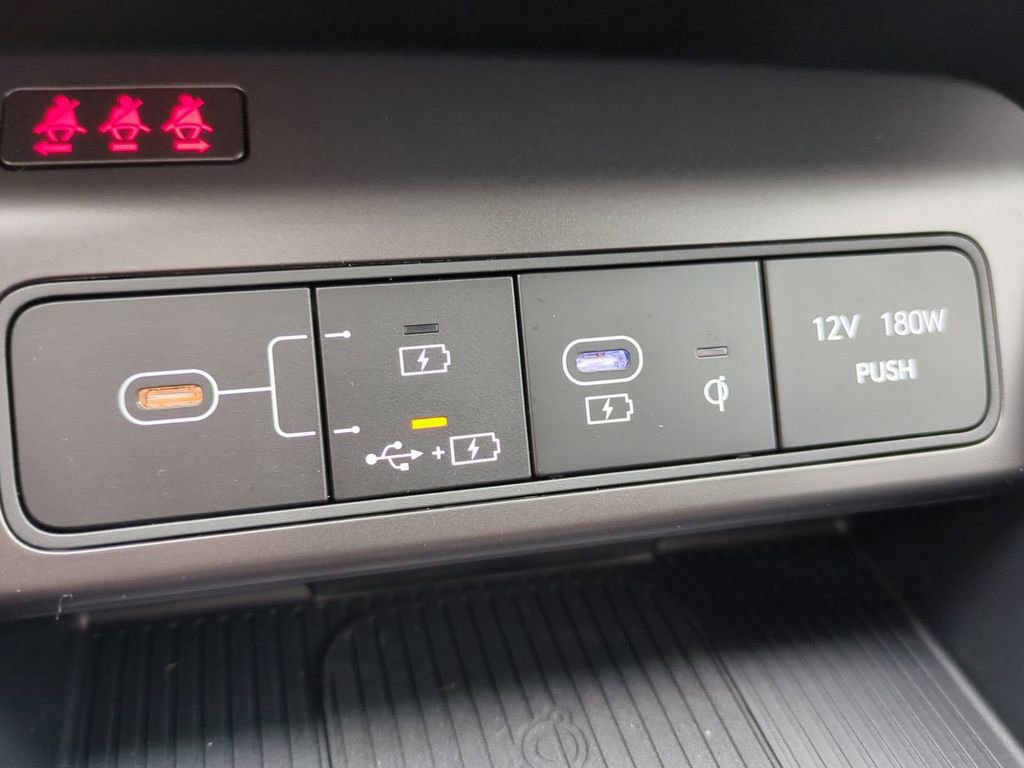 New 2026 Hyundai Kona SEL Premium image 25