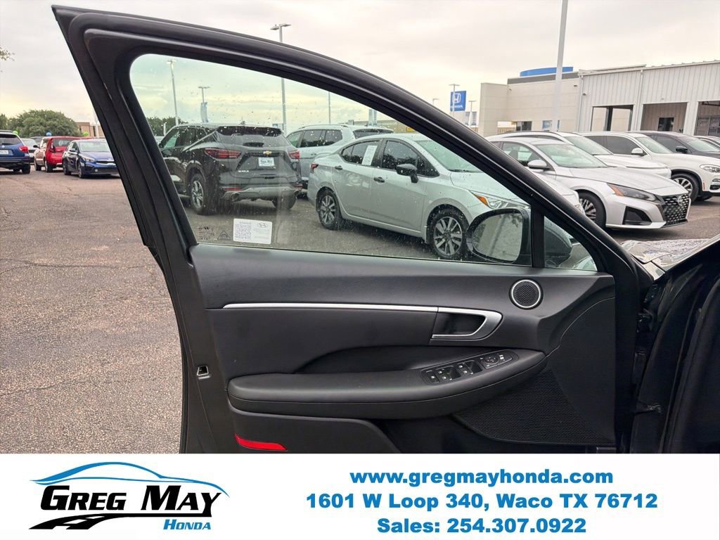 Used 2024 Hyundai Sonata SEL FWD image 9