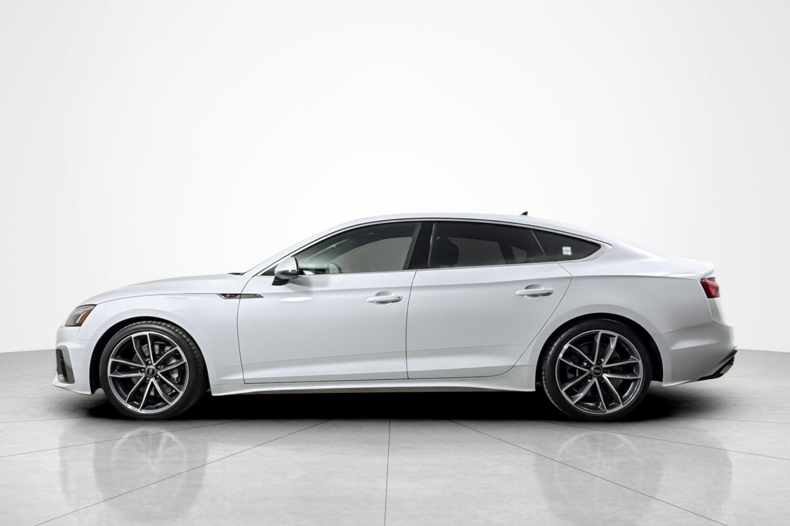 Used 2023 Audi A5 2.0T Premium w/ Convenience Package AWD/4WD image 2