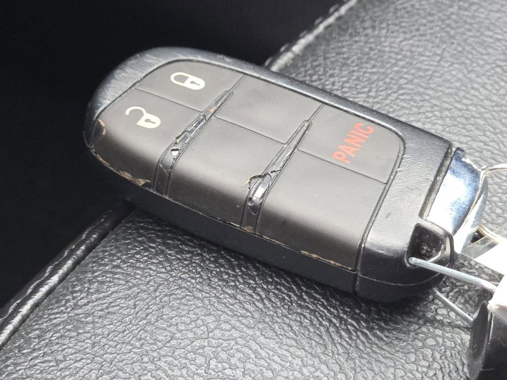 Used 2022 Jeep Compass Trailhawk image 33