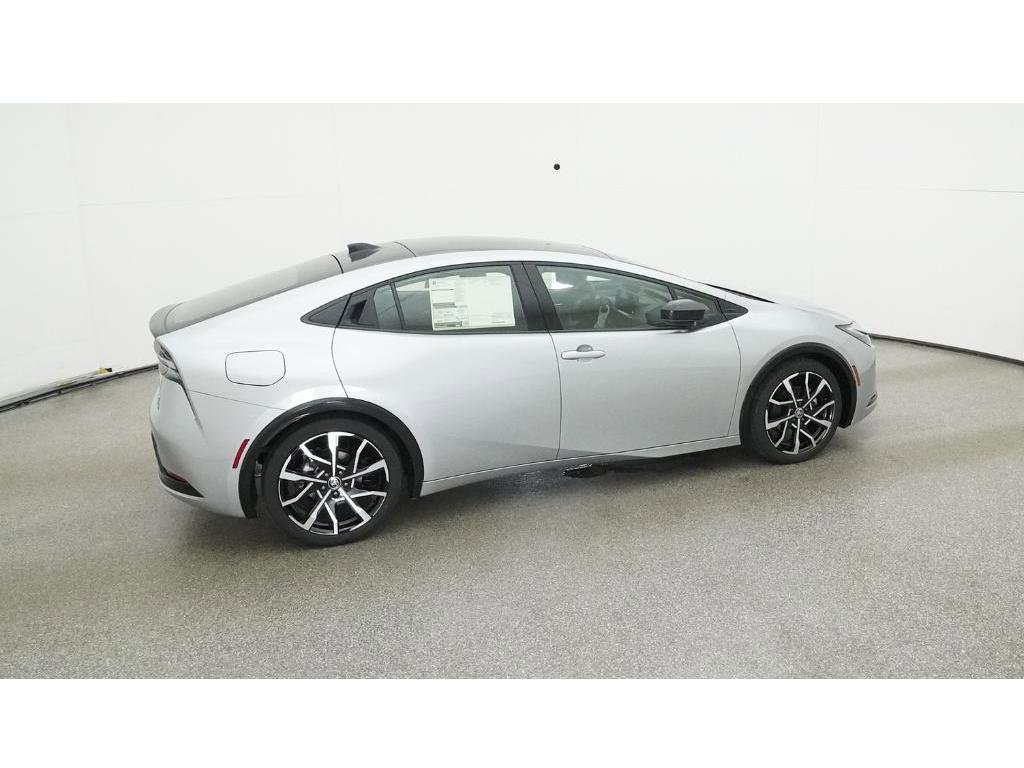 New 2026 Toyota Prius Plug-In Hybrid image 10