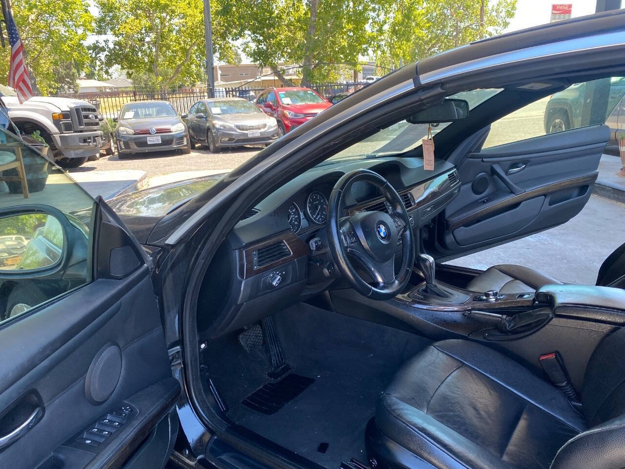 Used 2011 BMW 328i Convertible RWD image 13