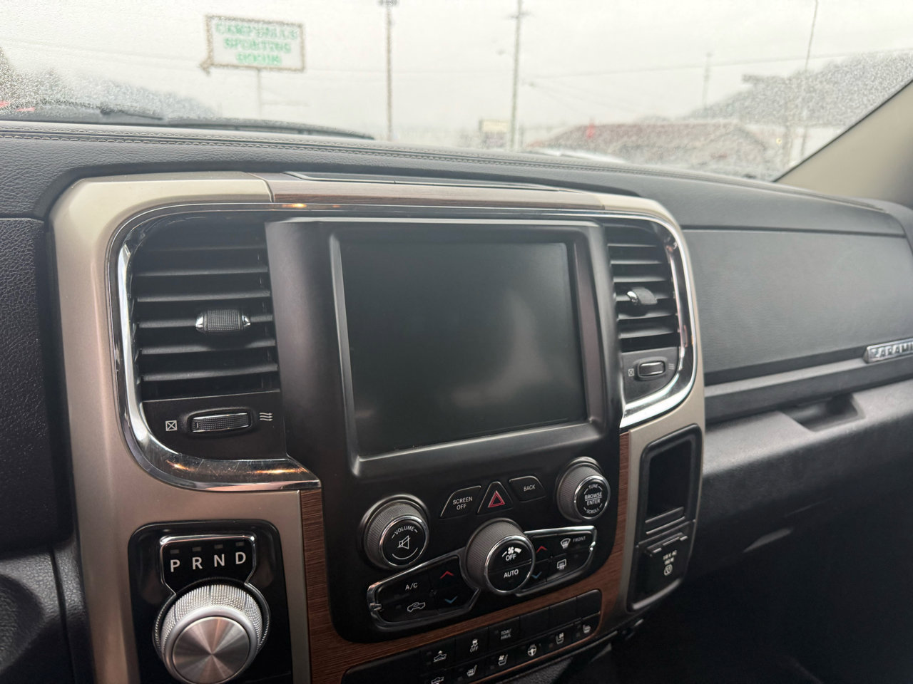 Used 2013 RAM 1500 Laramie w/ Convenience Group image 30