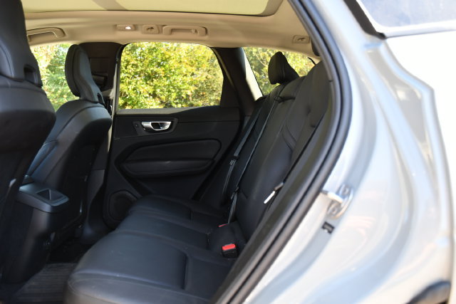 Used 2024 Volvo XC60 B5 Plus w/ Protection Package Premier AWD/4WD image 14