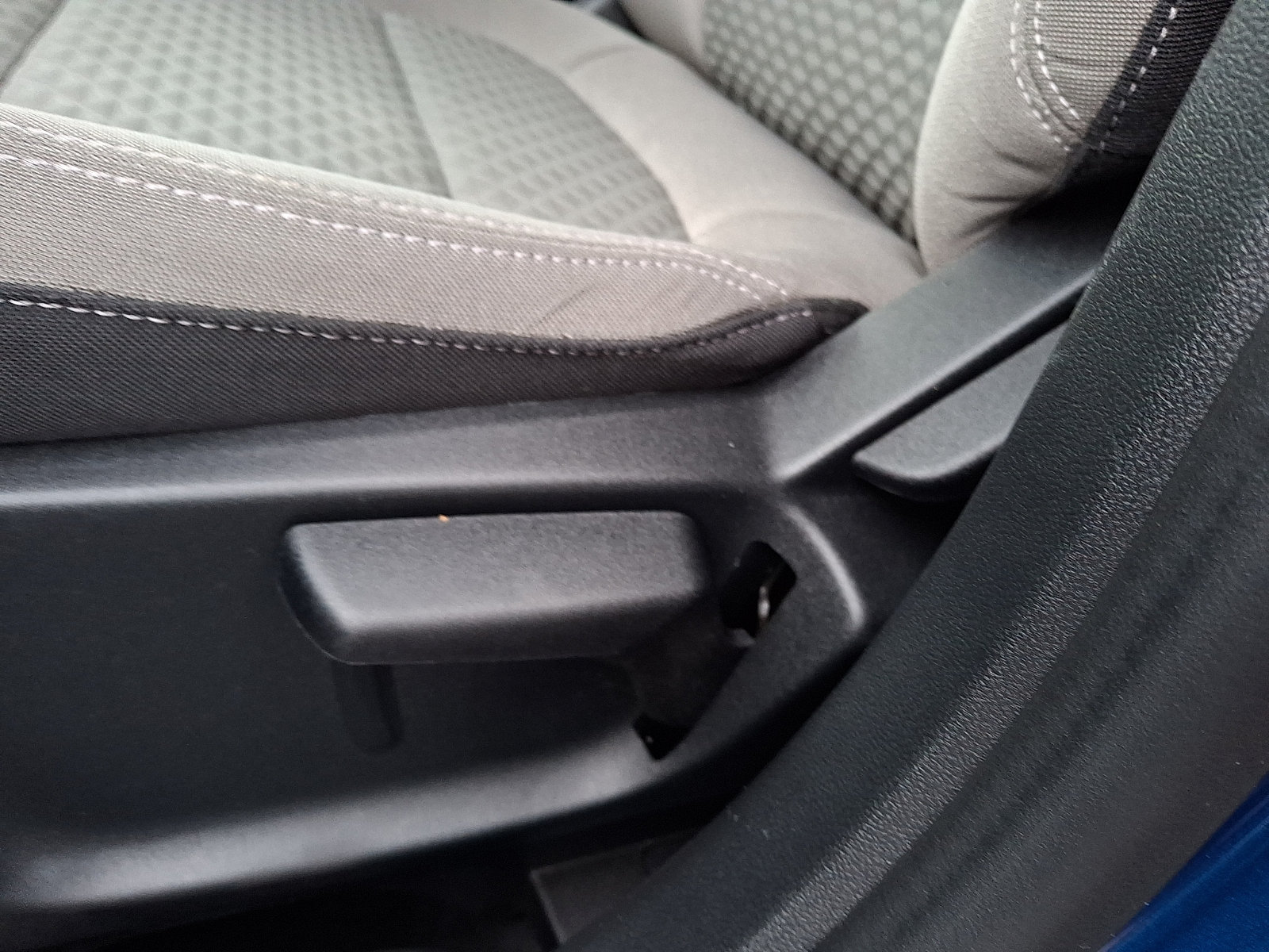 Certified 2022 Ford Escape SE AWD/4WD image 15