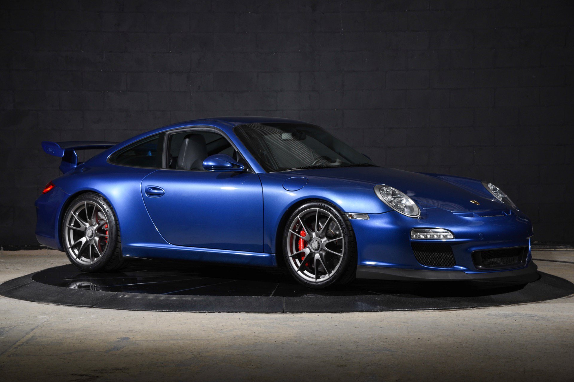 Used 2010 Porsche 911 GT3 RWD image 28