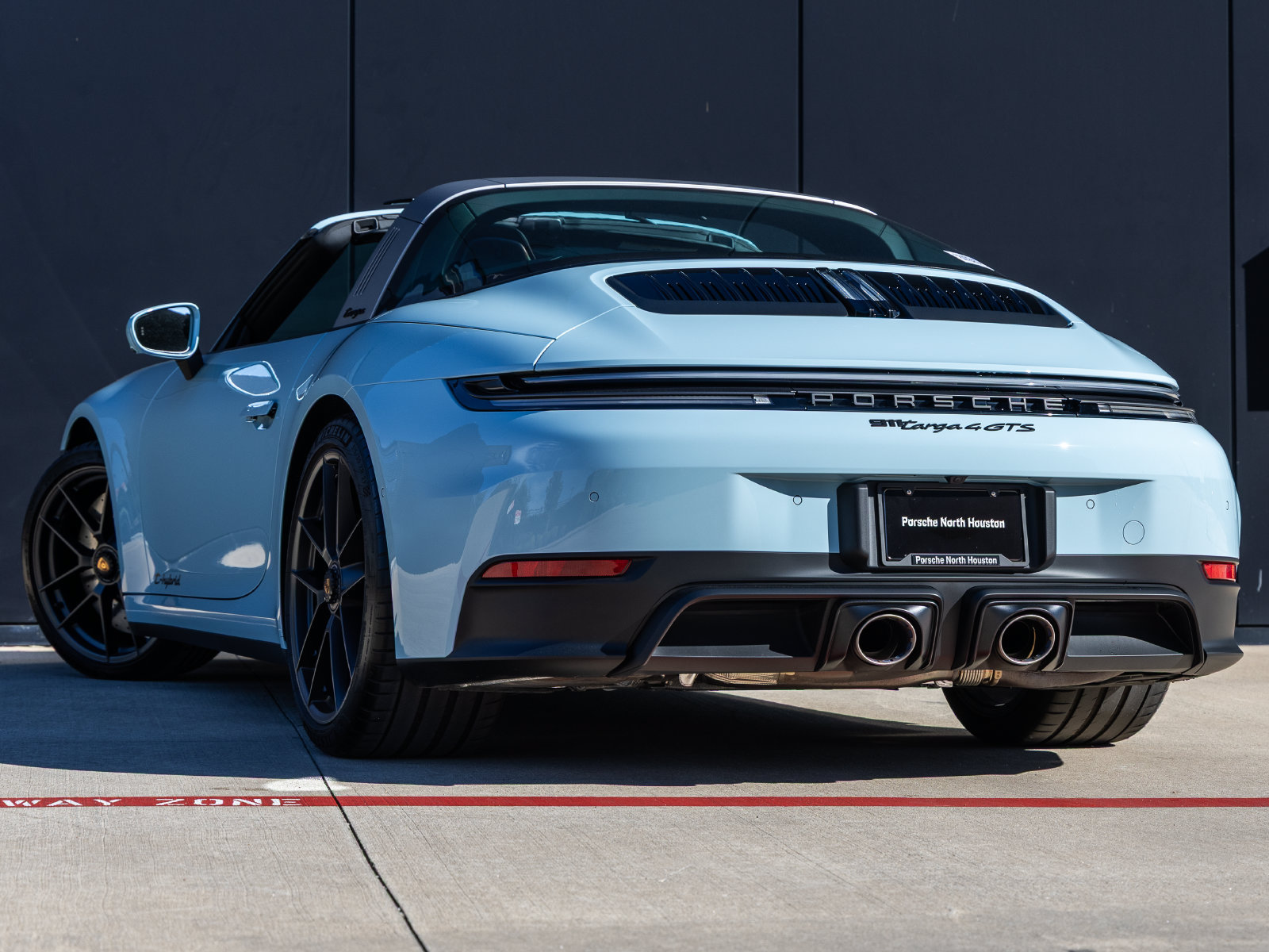 Certified 2026 Porsche 911 Targa 4 GTS AWD/4WD image 3