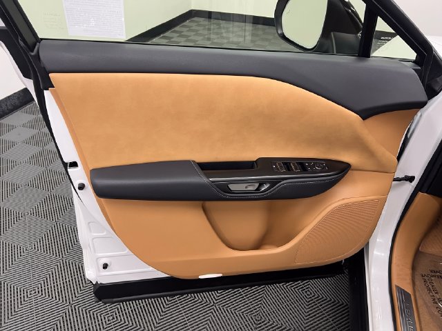 Certified 2023 Lexus RZ 450e Premium w/ Technology Package AWD/4WD image 9