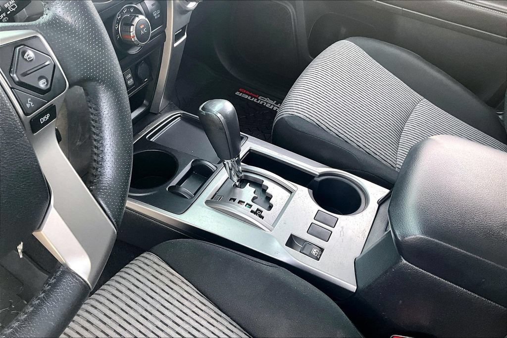 Used 2016 Toyota 4Runner SR5 RWD image 17