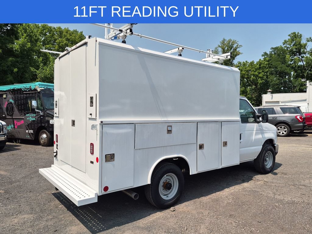 New 2027 Ford E-350 and Econoline 350 Super Duty w/ Power Equipment Group RWD image 6