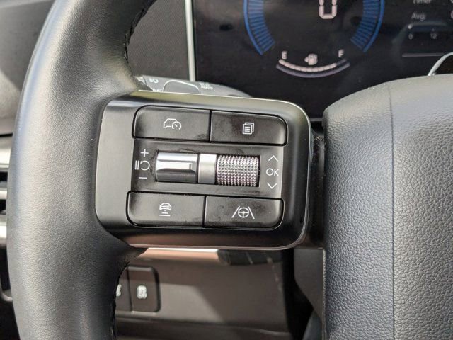 Used 2025 Hyundai Santa Fe SEL image 16