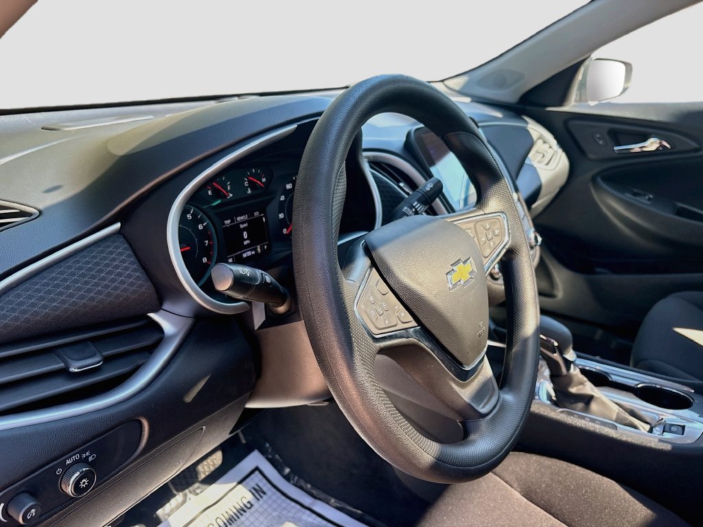Used 2024 Chevrolet Malibu LT FWD image 20